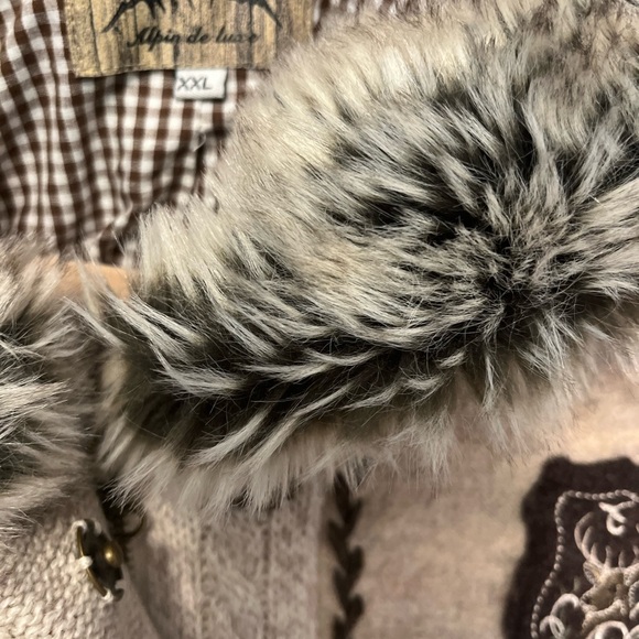 Alpin De Luxe Wool Jacket | Beige Fur Hooded Cardigan | 100% WOOL XXL fits M/L - Picture 2 of 6